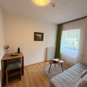 One-Bedroom Apartment (3 Adults)