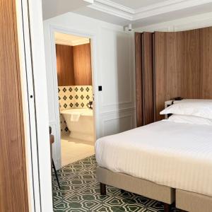 Suite Tuileries