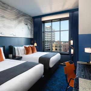 Queen Room with Two Queen Beds - Bronze