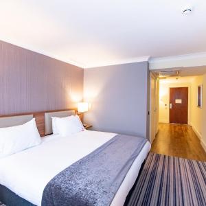 Standard Room with Two Single Beds - Accessible