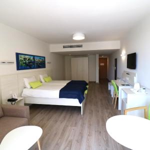 Suite with Balcony