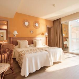 Double Room with Extra Bed