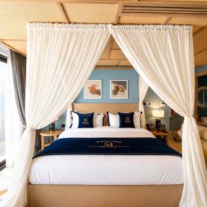 Saint Tropez Loft Sea View