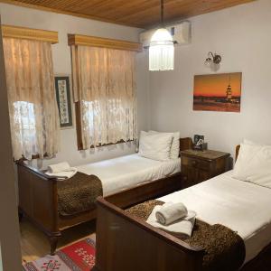 Economy Twin Room