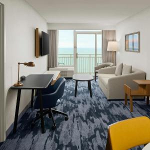 One-Bedroom Queen Suite with Two Queen Beds and Sofa Bed - Hearing Accessible