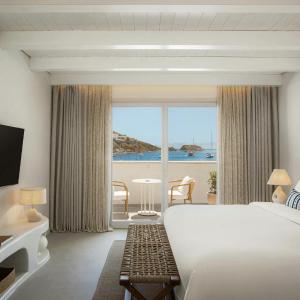 Aegean Suite with Non-Private Sofa Bed and Ocean View 