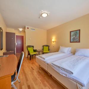 Economy Twin Room