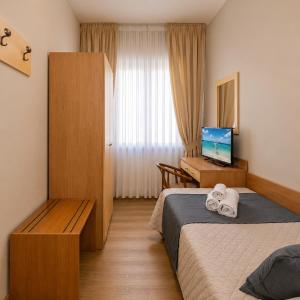 Small Single Room