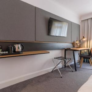 Standard King Room with Walk-In Shower