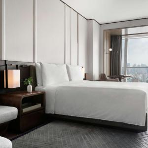 Executive King Room with City View