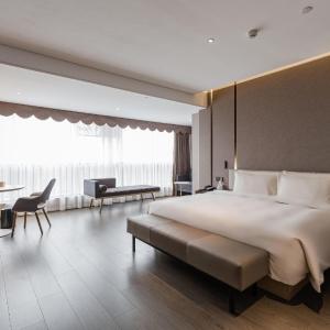 Superior Queen Room