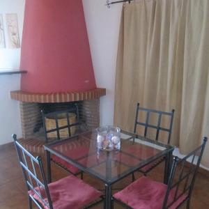 Cottage with Twin Bed