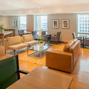Signature King Suite