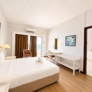 One-Bedroom Apartment - Non-Smoking