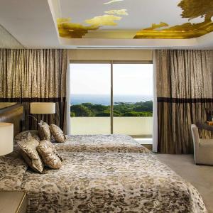 Royal Premium Suite