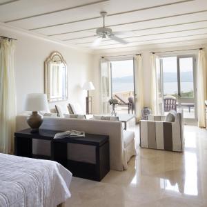 Junior Suite with Private Pool