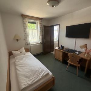 Cottage-style Single Room