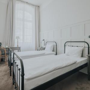 Economy Twin Room