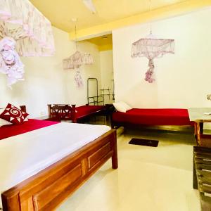Basic Triple Room