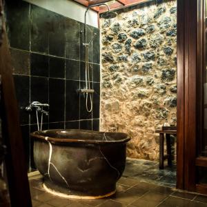 Premium Tonkin Garden Bungalow