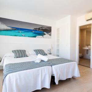 Twin Room with Balcony