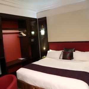 Suite with City View
