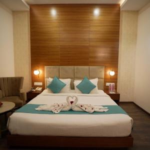 Deluxe Double Room (2 Adults + 1 Child)