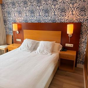 Small Single Room