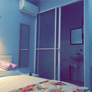 Deluxe Double Room with Shower