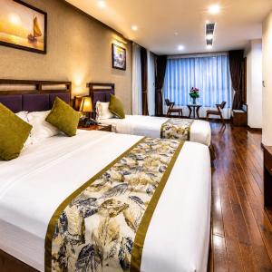 Deluxe Family Room