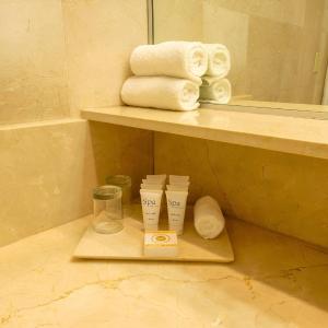 2 Double Beds, Superior Room, Pool View
