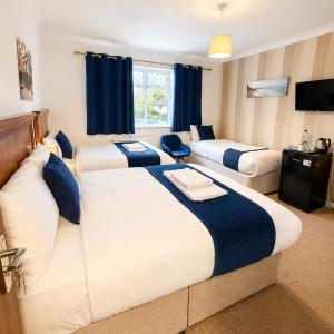 Deluxe Family Room