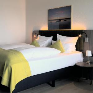 Single Room with Park View