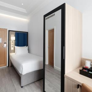 Compact Single Room