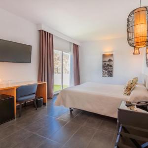 Superior Deluxe Double Room with Panoramic Sea View