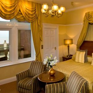 Deluxe Sea facing Twin/Double Room