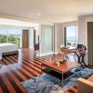 Deluxe Heritage Suite with Living Room and Free Benefit