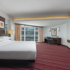Superior Suite Double Bed Sky Wing