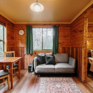 Buttongrass Double Cabin
