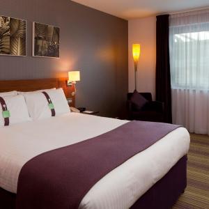 Premium King Room with Pitch View
