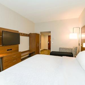 Standard King Room with Sofa Bed