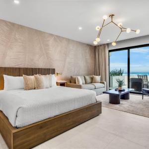 Beachfront Luxury One Bedroom King Suite