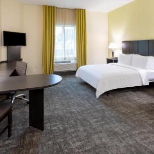 Queen Studio Suite - Disability Access