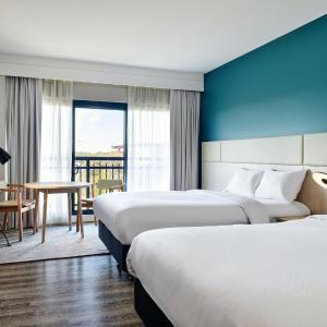 Standard Double Room with Two Double Beds - High Floor