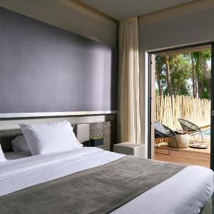 Signature Retreat with Pool