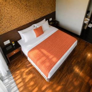 Double or Twin Room with Swimming Pool Access