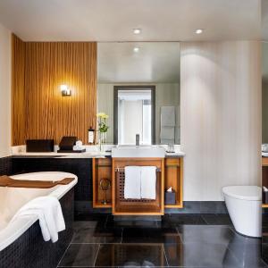 Luxury Room with Balcony