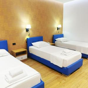 Basic Triple Room