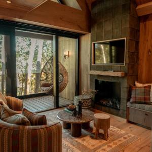 Treehouse Suite
