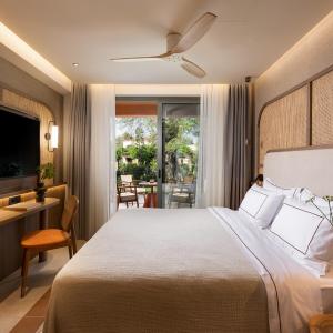Deluxe Family Suite